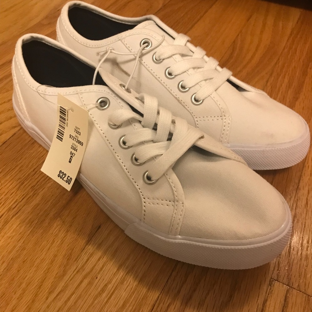 Prince Fox white sneakers size:7